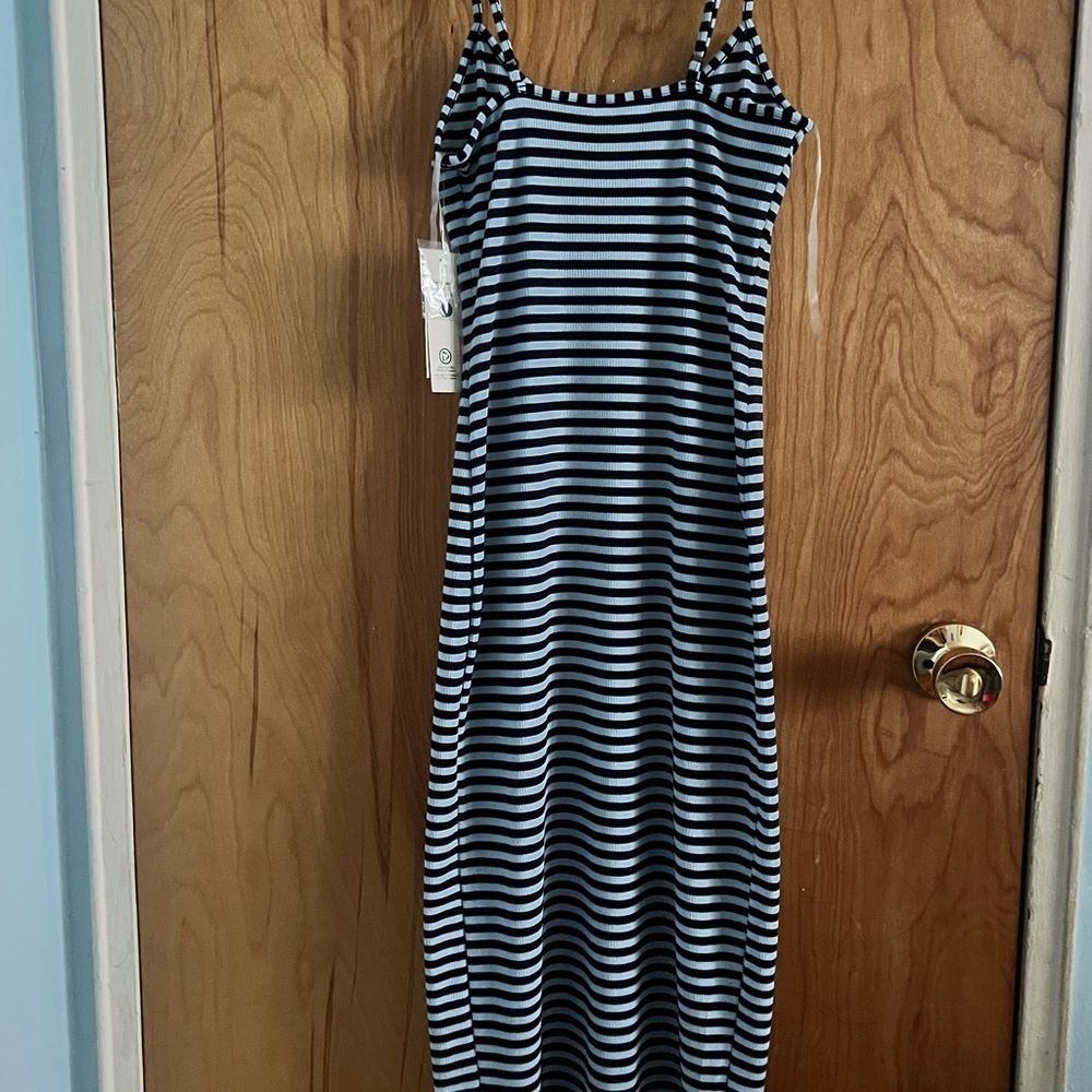 No Boundaries Navy and Black Striped Apparel - Picture 4 of 6